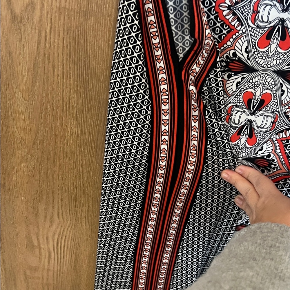 Max Studio Elegant Sleeveless Patterned Dress - image 5